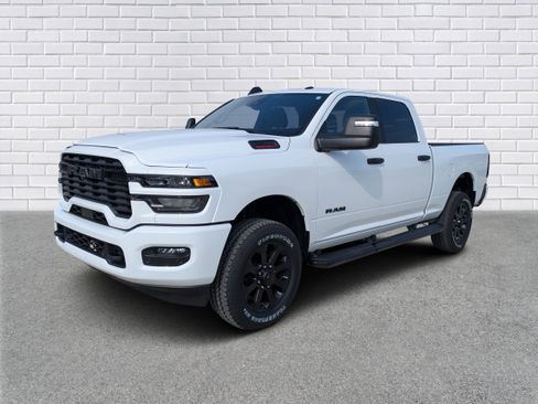 Used 2025 RAM 2500 Big Horn AWD/4WD image 1