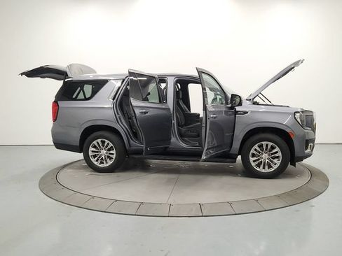 Used 2021 GMC Yukon SLT w/ SLT Premium Package RWD image 16