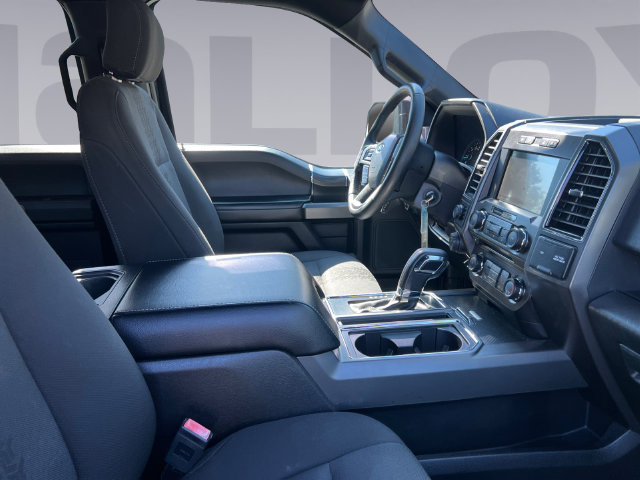 Used 2018 Ford F150 XLT w/ Equipment Group 302A Luxury AWD/4WD image 17