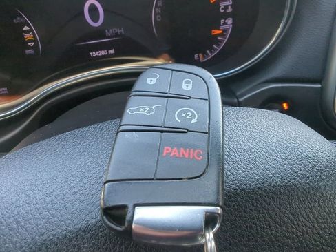 Used 2017 Jeep Grand Cherokee Altitude AWD/4WD image 24