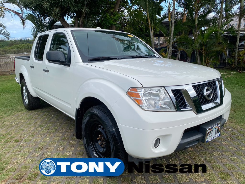 Used 2017 Nissan Frontier SV w/ SV Value Truck Package AWD/4WD image 1
