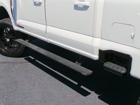 Used 2025 Ford F250 Platinum w/ Platinum Plus Package AWD/4WD image 11