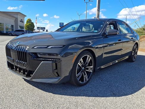 New 2026 BMW i7 xDrive60 image 5