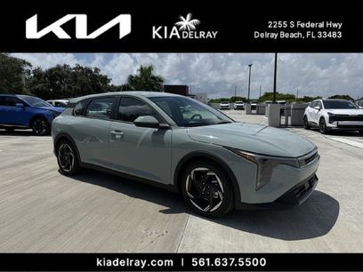 New 2026 Kia K4 EX
