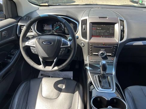 Used 2015 Ford Edge Titanium AWD/4WD image 32