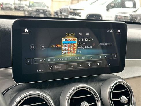 Used 2022 Mercedes-Benz GLC 300 4MATIC image 12