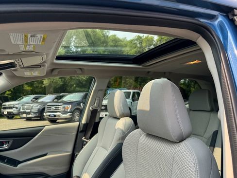 Used 2020 Subaru Forester Premium AWD/4WD image 21