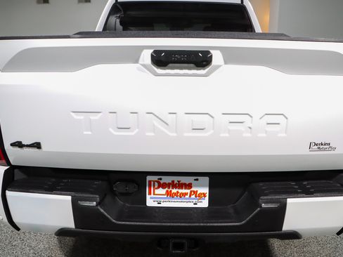 Used 2024 Toyota Tundra SR5 w/ SR5 Convenience Package AWD/4WD image 8