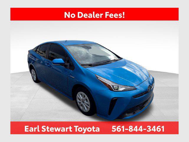 Certified 2022 Toyota Prius LE FWD image 1