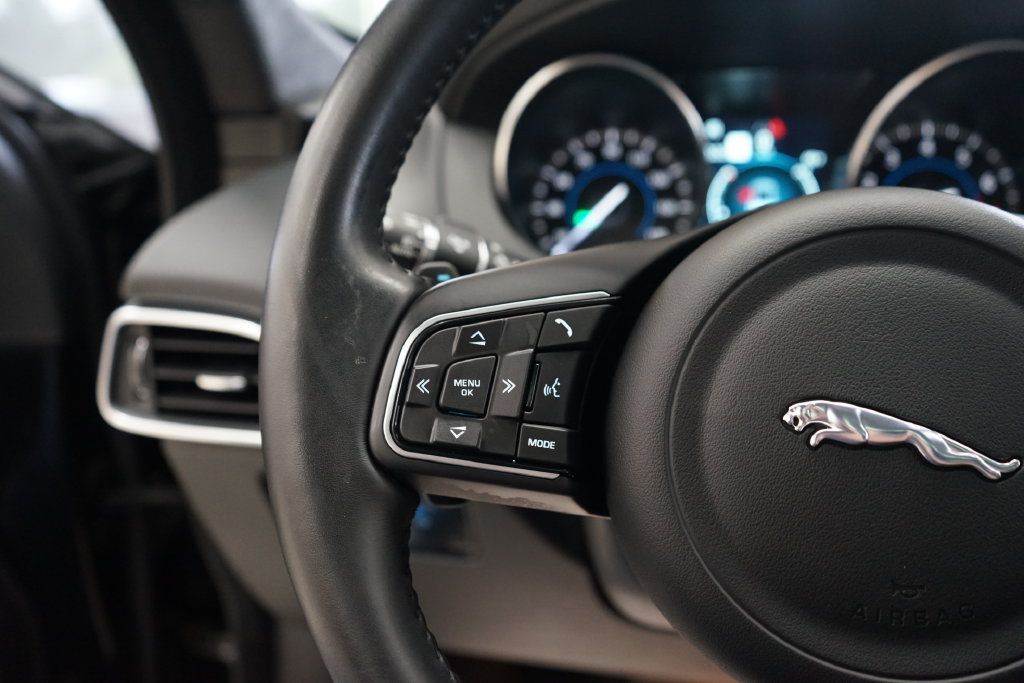 Used 2020 Jaguar F-PACE Premium AWD/4WD image 33