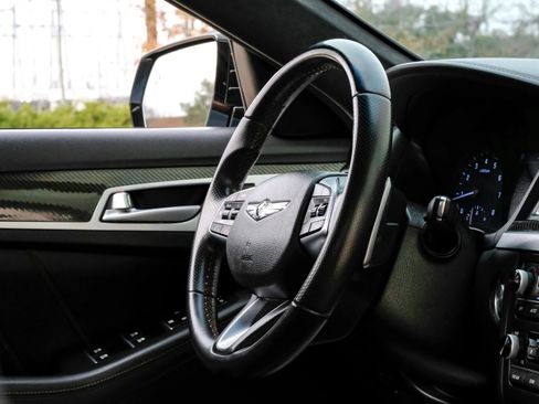 Used 2018 Genesis G80 3.3T Sport image 12