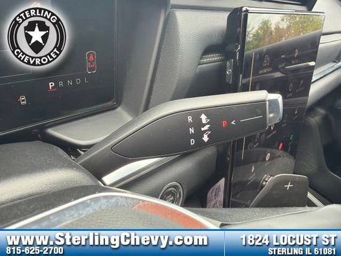 Used 2026 GMC Terrain Elevation AWD/4WD image 17