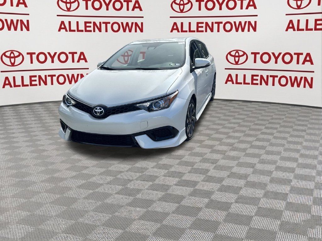 Used 2017 Toyota Corolla iM w/ Carpet Mat Package FWD image 16