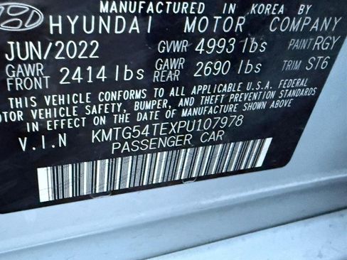 Used 2023 Genesis G70 3.3T w/ Sport Prestige Package image 24