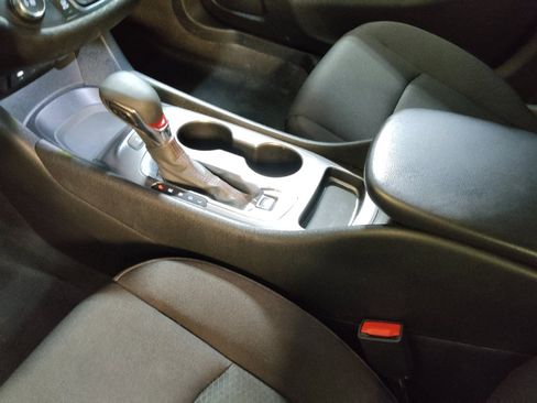 Used 2024 Chevrolet Malibu RS FWD image 26