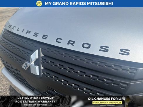 New 2026 Mitsubishi Eclipse Cross ES AWD/4WD image 8