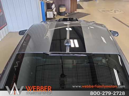Used 2022 Ford Mustang Shelby GT500 w/ Technology Package RWD image 30