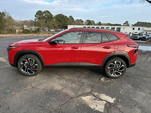 New 2026 Chevrolet Trax RS w/ Driver Confidence Package image 2