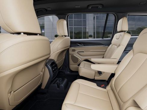 New 2026 Jeep Grand Cherokee L Limited AWD/4WD image 23