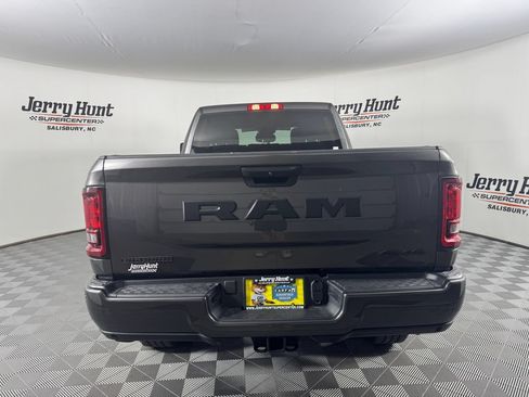 Used 2026 RAM 2500 Big Horn AWD/4WD image 7