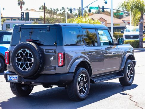 Certified 2025 Ford Bronco Outer Banks AWD/4WD image 4