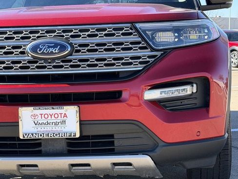 Used 2021 Ford Explorer Limited w/ Equipment Group 301A image 9