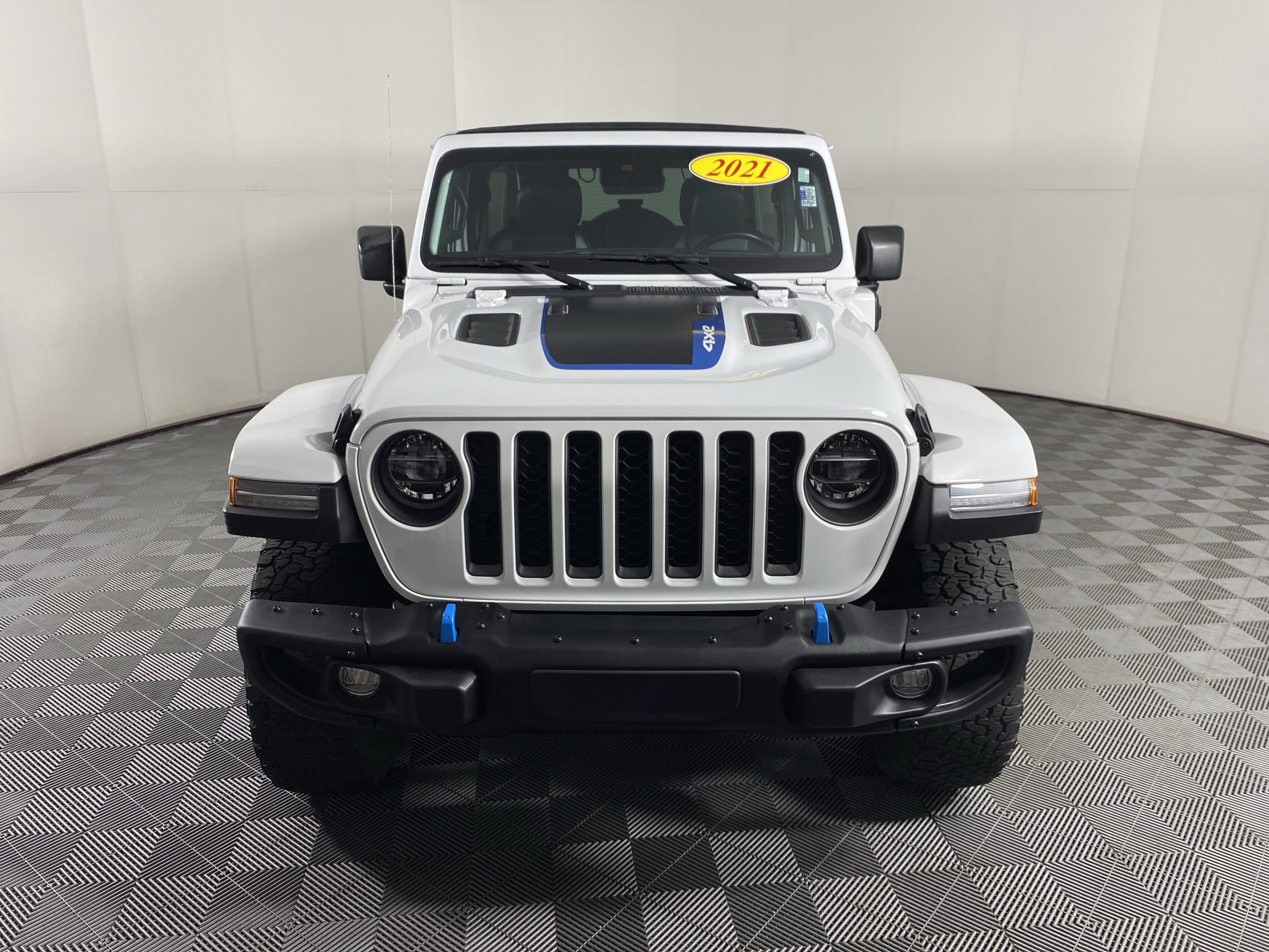 Used 2021 Jeep Wrangler Unlimited Rubicon 4xe w/ Steel Bumper Group AWD/4WD image 14