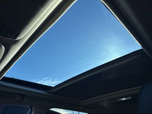 Used 2019 Subaru Forester Limited w/ Popular Package #3 image 37