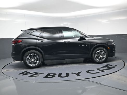 Certified 2024 Chevrolet Blazer LT w/ Convenience Package image 10