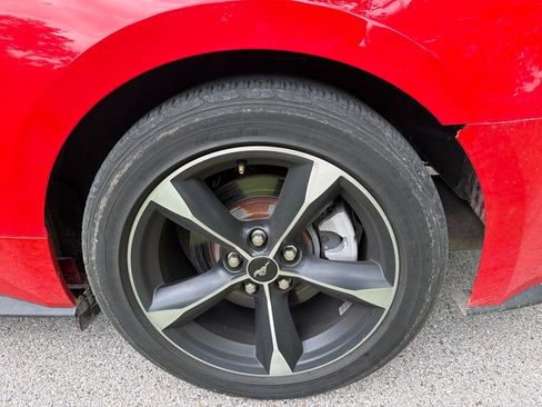 Used 2022 Ford Mustang Coupe RWD image 14