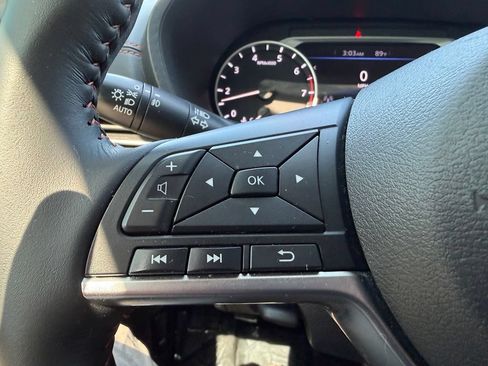 Used 2021 Nissan Sentra SR FWD image 18