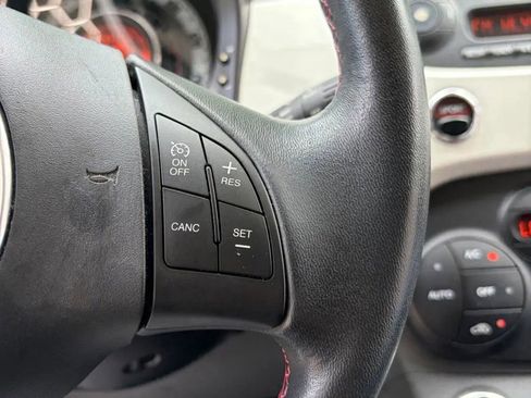 Used 2012 FIAT 500 Lounge w/ Pink Ribbon Special Edition FWD image 24