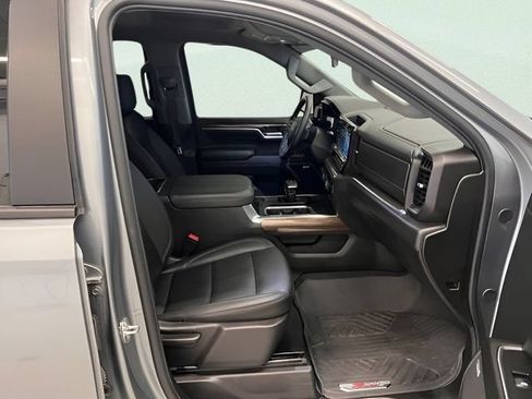 Used 2024 Chevrolet Silverado 1500 RST w/ Convenience Package II AWD/4WD image 10