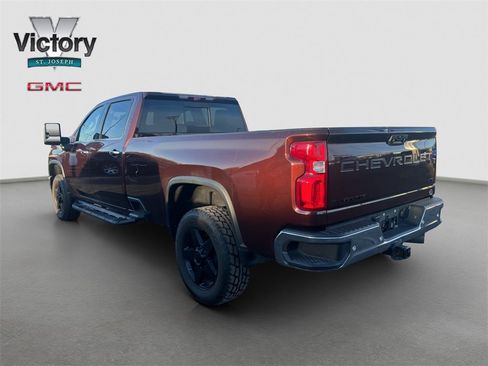 Used 2024 Chevrolet Silverado 3500 LTZ w/ LTZ Plus Package image 13