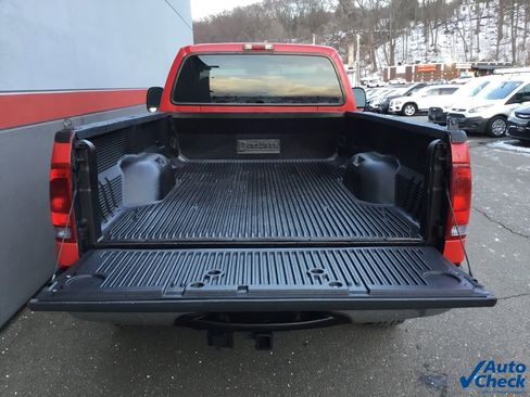 Used 2004 Ford F350 XLT image 12