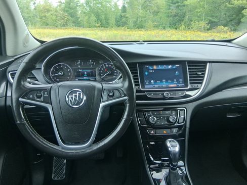 Used 2017 Buick Encore Essence w/ Experience Buick Package AWD/4WD image 18