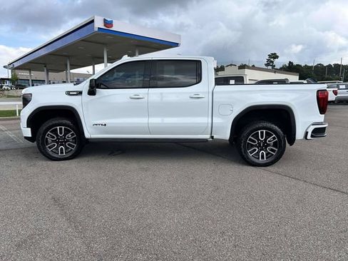 Used 2026 GMC Sierra 1500 AT4 w/ AT4 Premium Package AWD/4WD image 6
