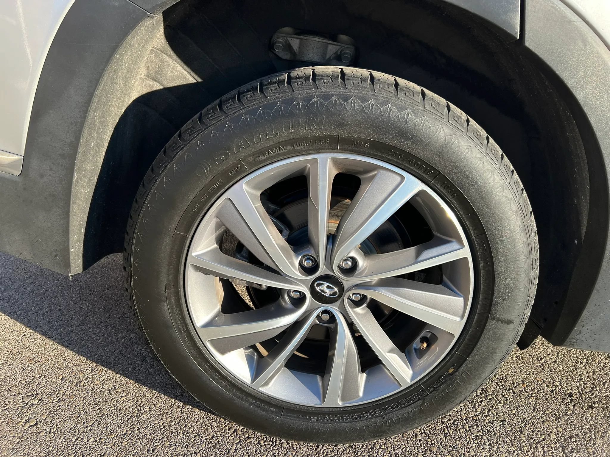 Used 2019 Hyundai Santa Fe SEL AWD/4WD image 11