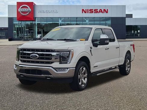 Used 2023 Ford F150 Lariat w/ Equipment Group 502A High AWD/4WD image 3
