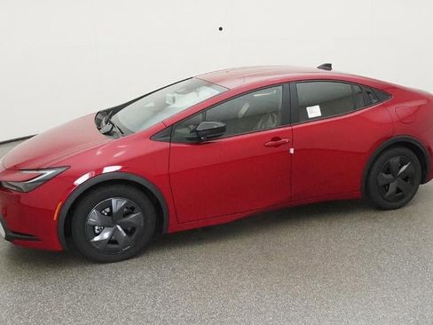 New 2026 Toyota Prius Plug-In Hybrid FWD image 35