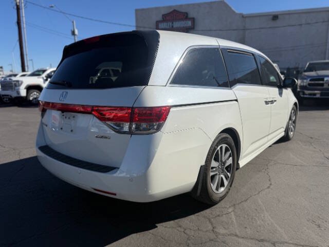 Used 2015 Honda Odyssey Touring image 3