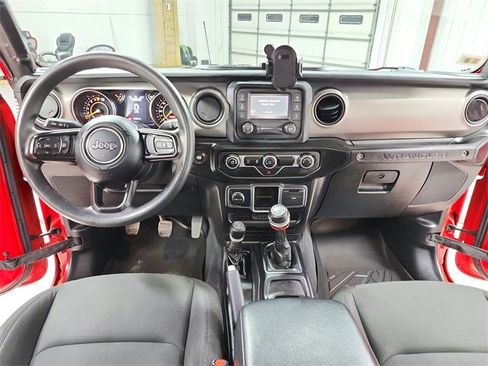 Used 2021 Jeep Wrangler Unlimited Sport image 23