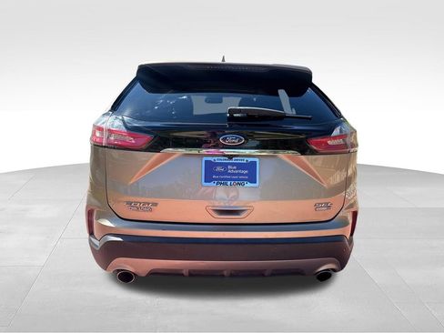Certified 2020 Ford Edge SEL w/ Cold Weather Package AWD/4WD image 6