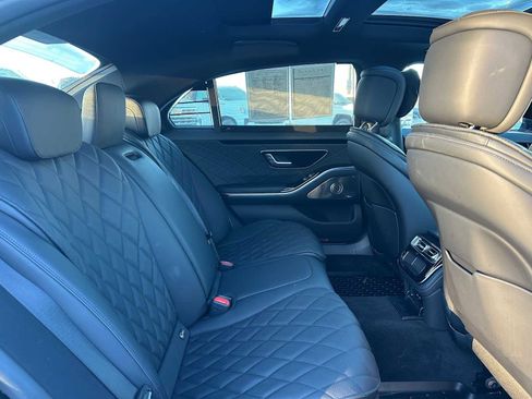 Used 2025 Mercedes-Benz S 500 4MATIC image 21