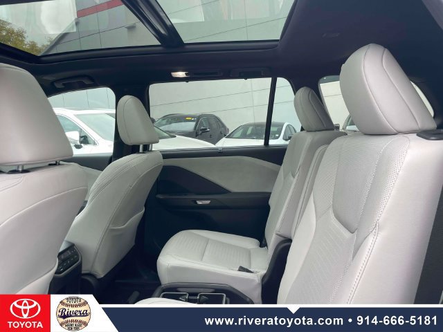 Used 2024 Lexus TX 350 AWD w/ Captains Chair Package image 12