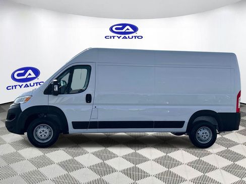 Used 2023 RAM ProMaster 2500 FWD image 7