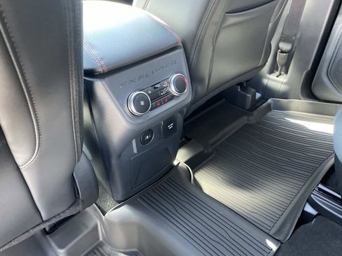 New 2026 Ford Explorer ST-Line w/ ST-Line Street Pack AWD/4WD image 8