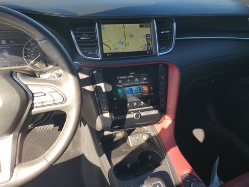 Used 2023 INFINITI QX50 Sport image 21