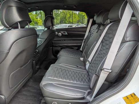Used 2025 Genesis GV80 3.5T AWD/4WD image 16