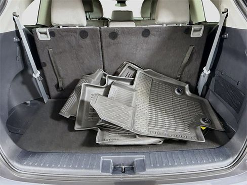 Certified 2023 Toyota Highlander LE image 24